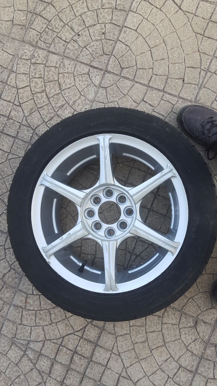 Jantes com várias furações +pneus toyo proxes t1r 185/55R15 82v