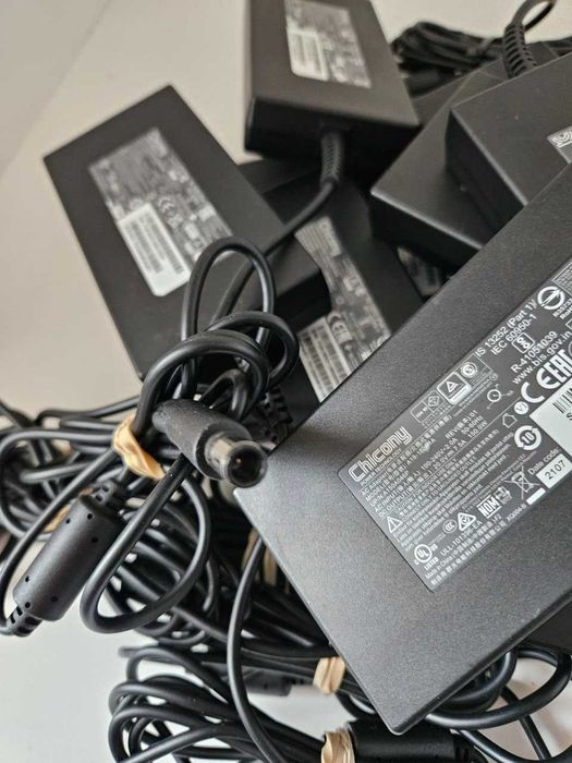 Chicony A18-150P1A 20V 7.5A 150W (7.4*5) pin inside