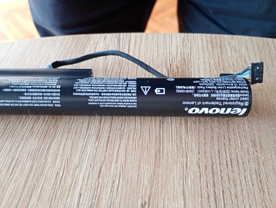 Продам акумуляторну батарею до ноутбука