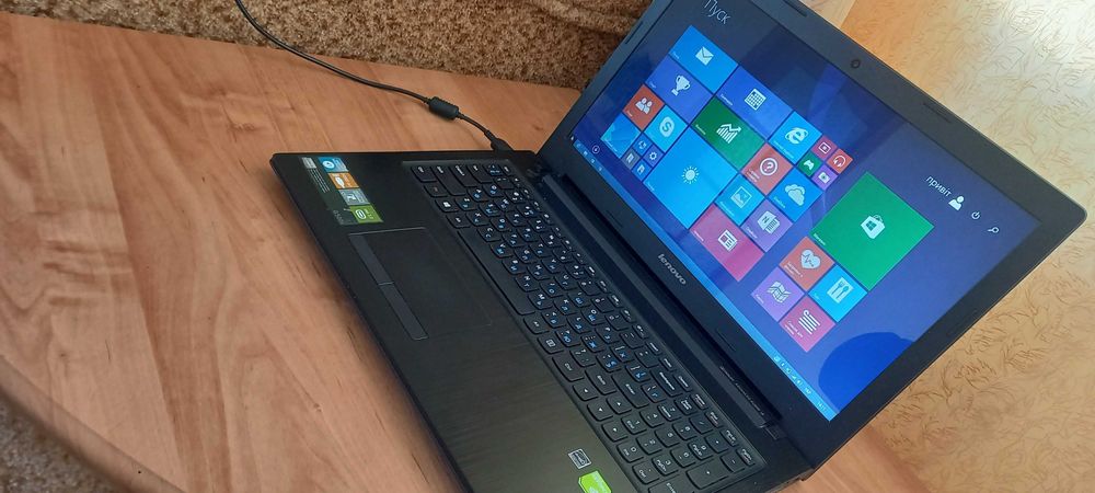 Ноутбук Lenovo  G500s intel nVidia720 8Gb 1000Gb