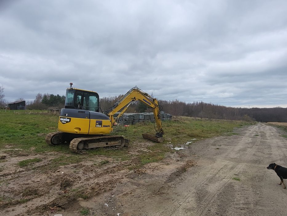 Koparka Komatsu PC 88 MR Gąsienice