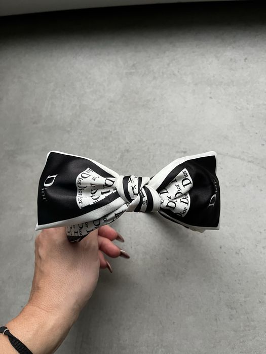 Dior świetna opaska do włosów