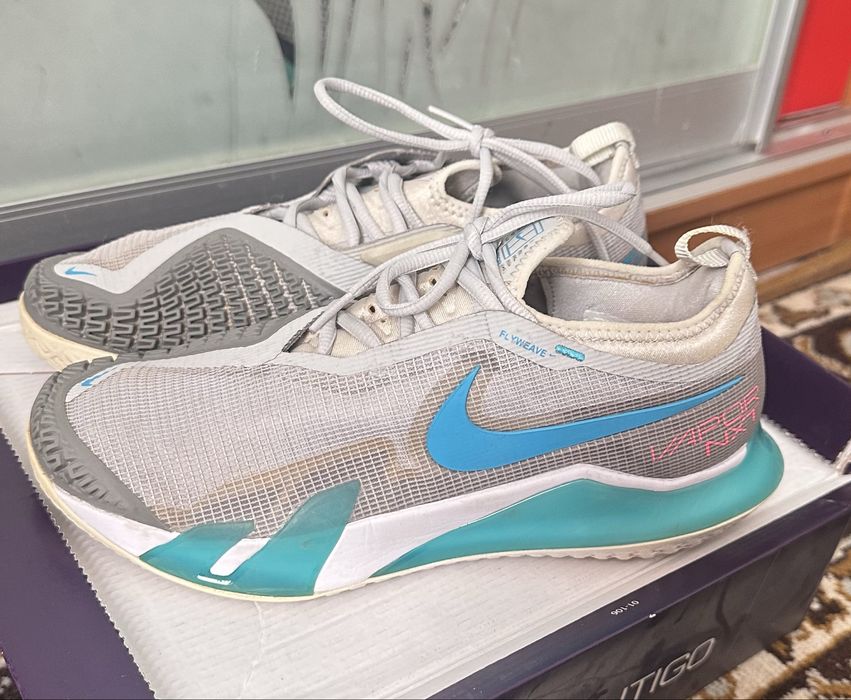 Кросівки найк жіночі  38 розмір (25 см по стельці)