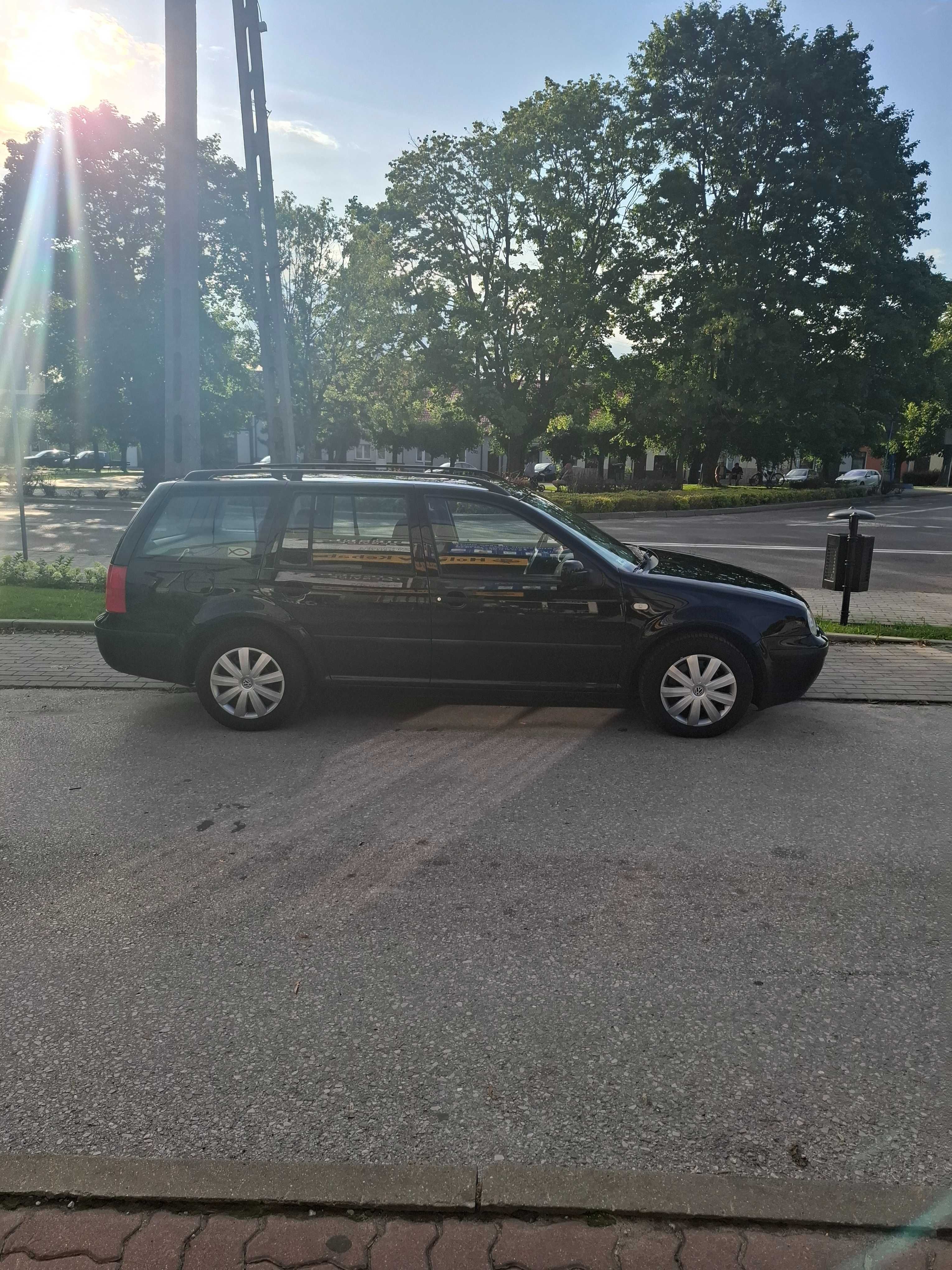 Golf 4 Variant 1.4 16v czarny