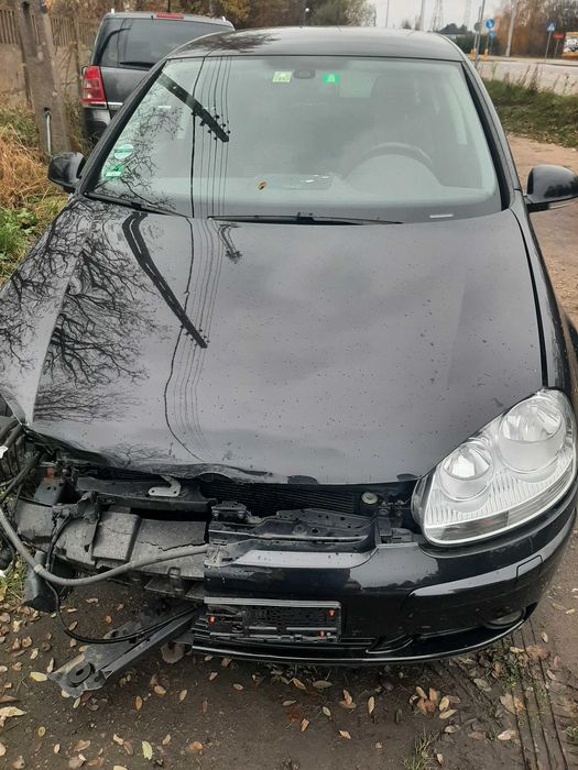 volkswagen golf V benzyna 1.4 fsi 2007r w całości lub na części