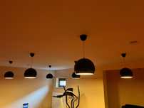 Metalowa czarna lampa wisząca