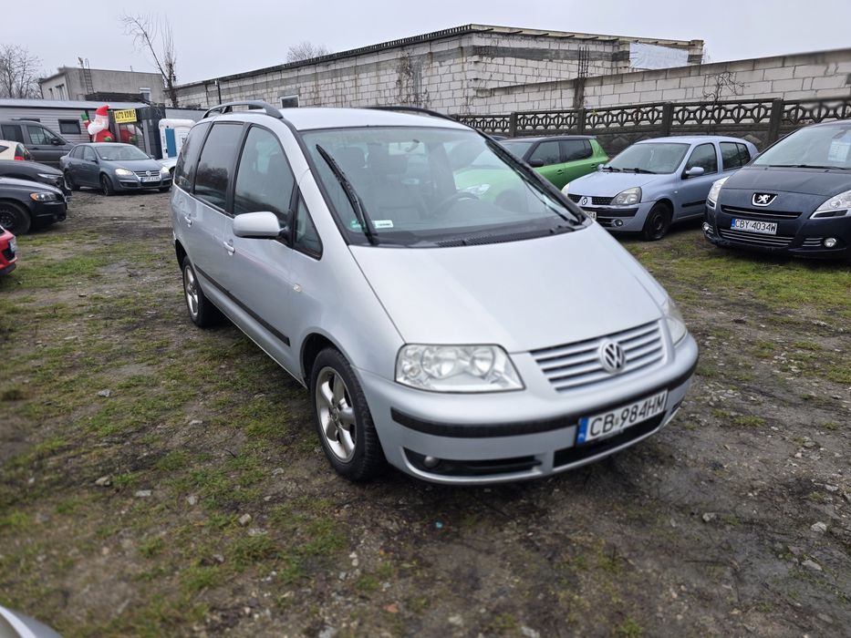 Volkswagen Sharan 1.8t 8 osobowy
