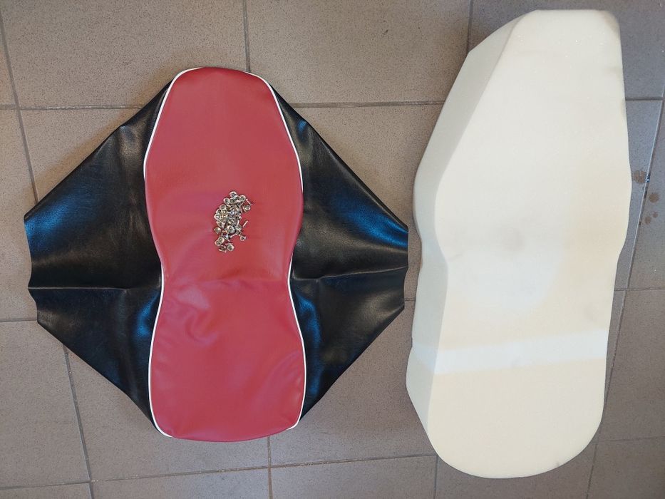 Fabrycznie nowy zestaw naprawczy siedzenia rama wsk125 m06-b1 dwuramow