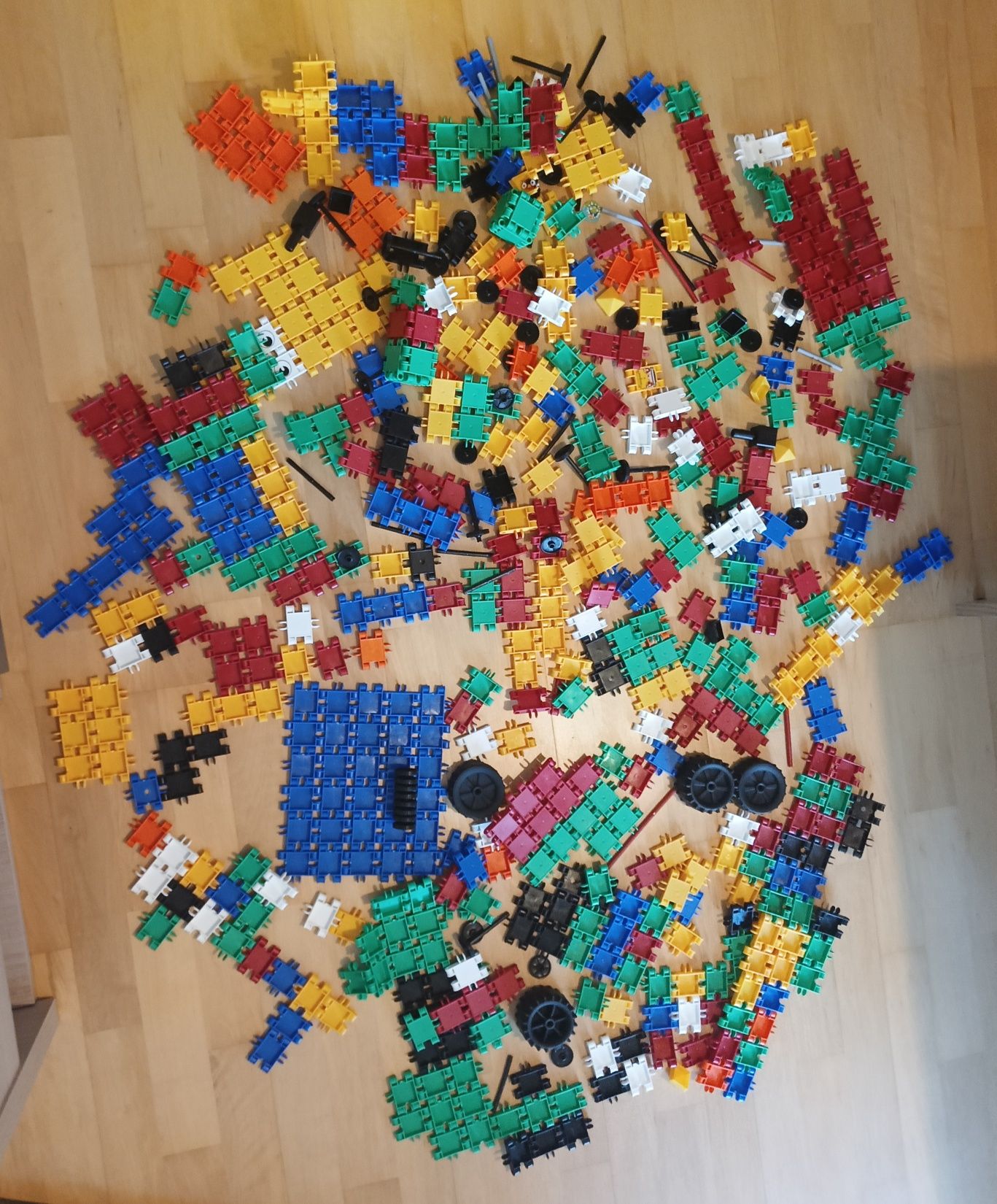 Klocki Clics ok. 300 elementów