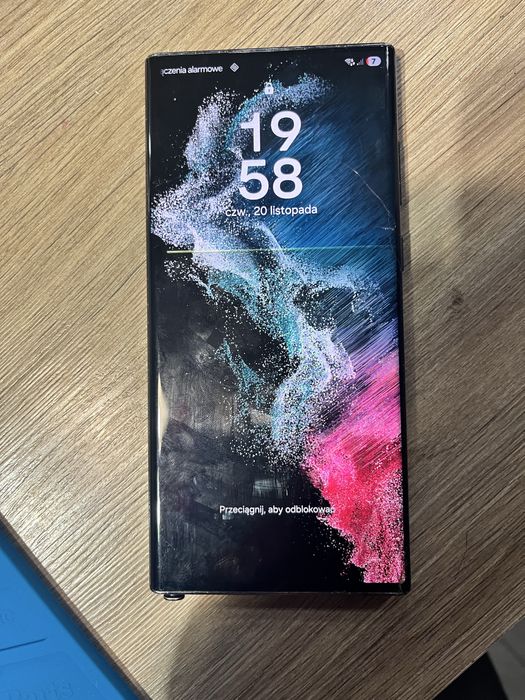 ekranu Samsung S22 Ultra z ramką. Oryginał po przejściach