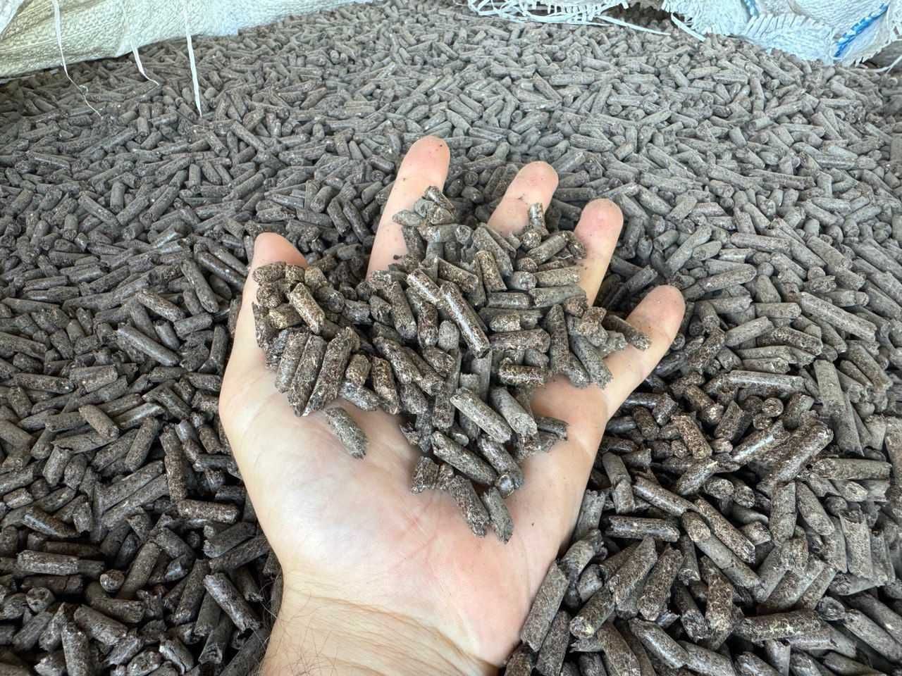 PELLET z łuski słonecznika 8mm