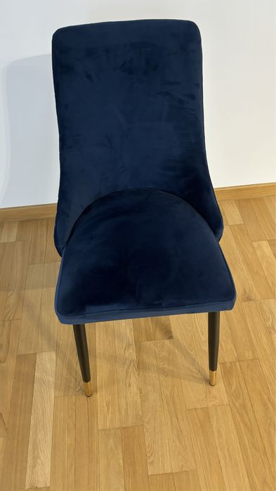 Krzesło granatowe