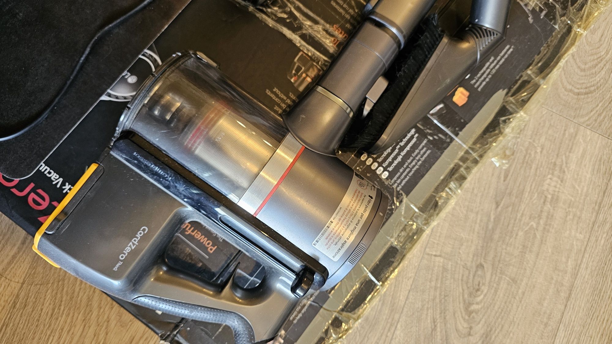 Odkurzacz bezprzewodowy LG CordZero A9