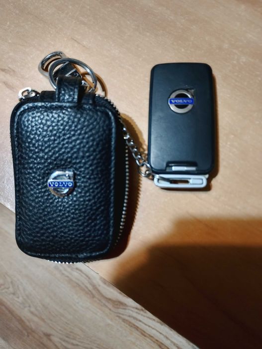 Volvo kluczyk pilot z etui