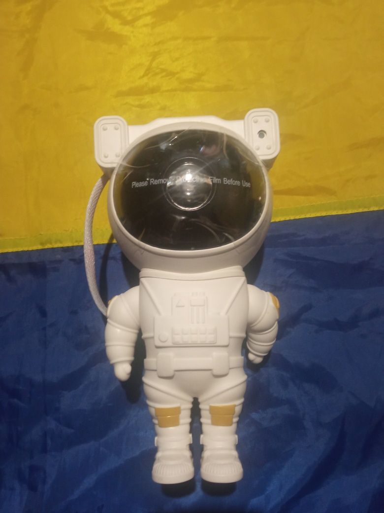 Космонавт зоряного неба великий