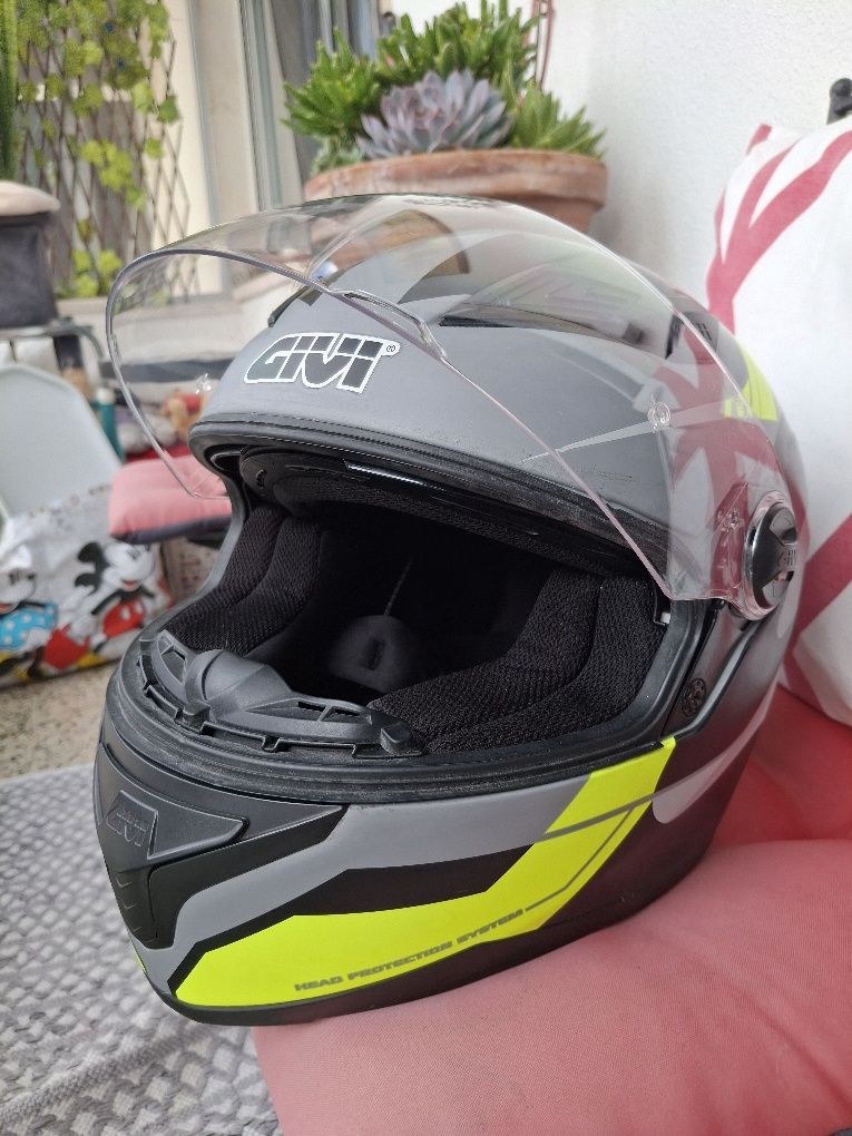 Capacete de mota