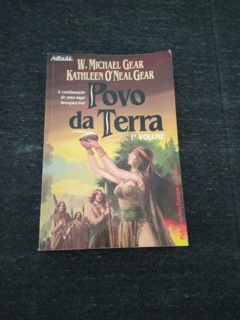 Livro" Povo da Terra" Usado