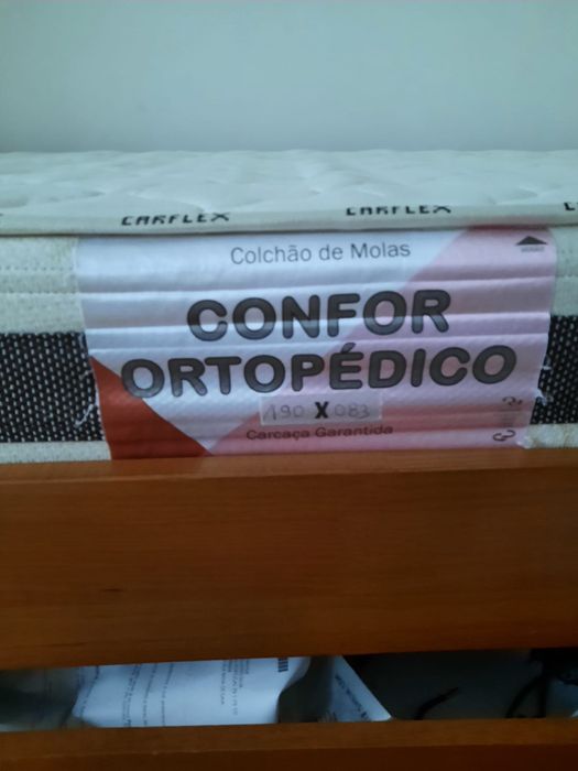 Cama de solteiro dupla + colchão