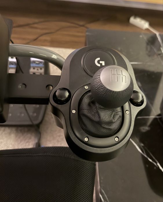 Logitech G29 + Pedais + Shifter + Playseat Challenge X (PS4/PS5/PC)