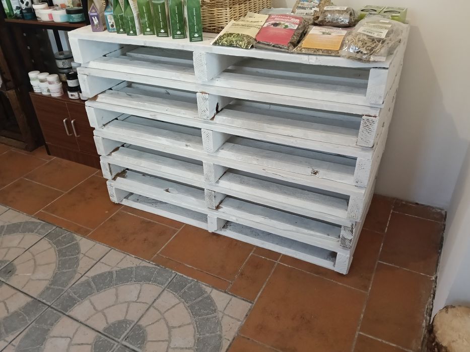 Palety na meble -białe