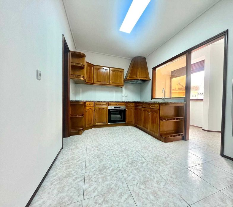 Apartamento T3, Rua 19, Espinho