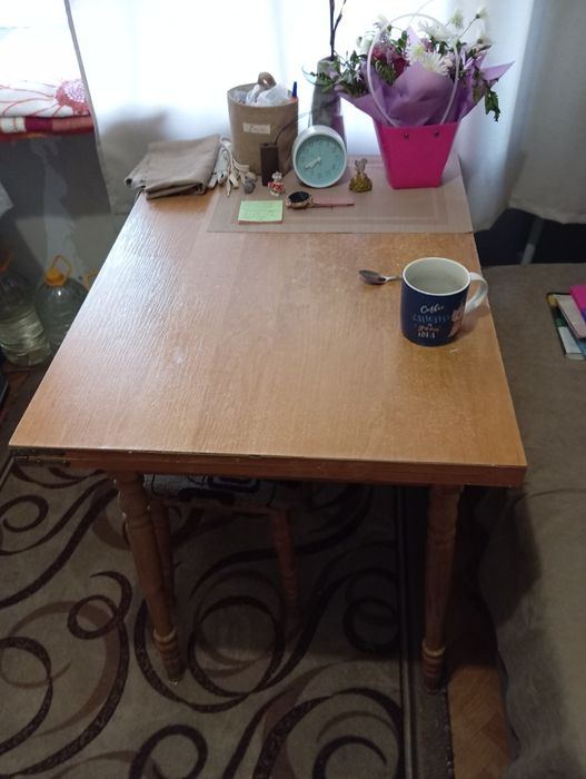 Стол кухоний бу,колір ольха.