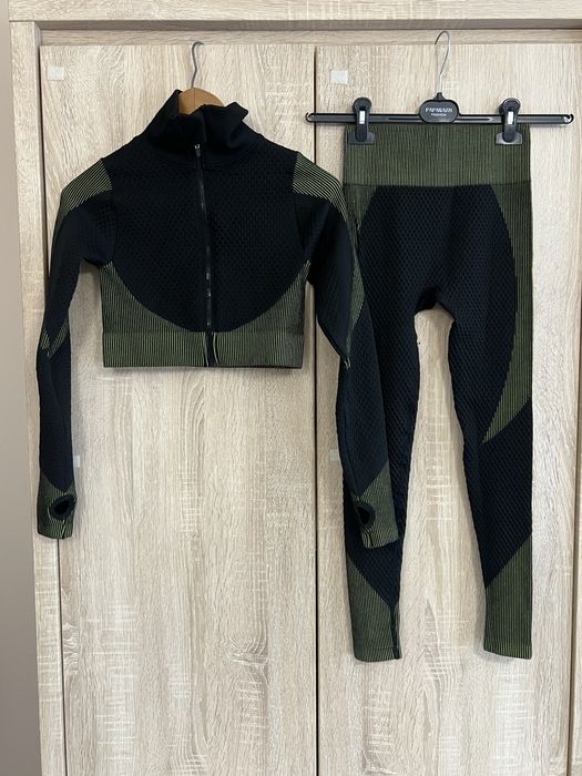 Komplet legginsy + bluzka