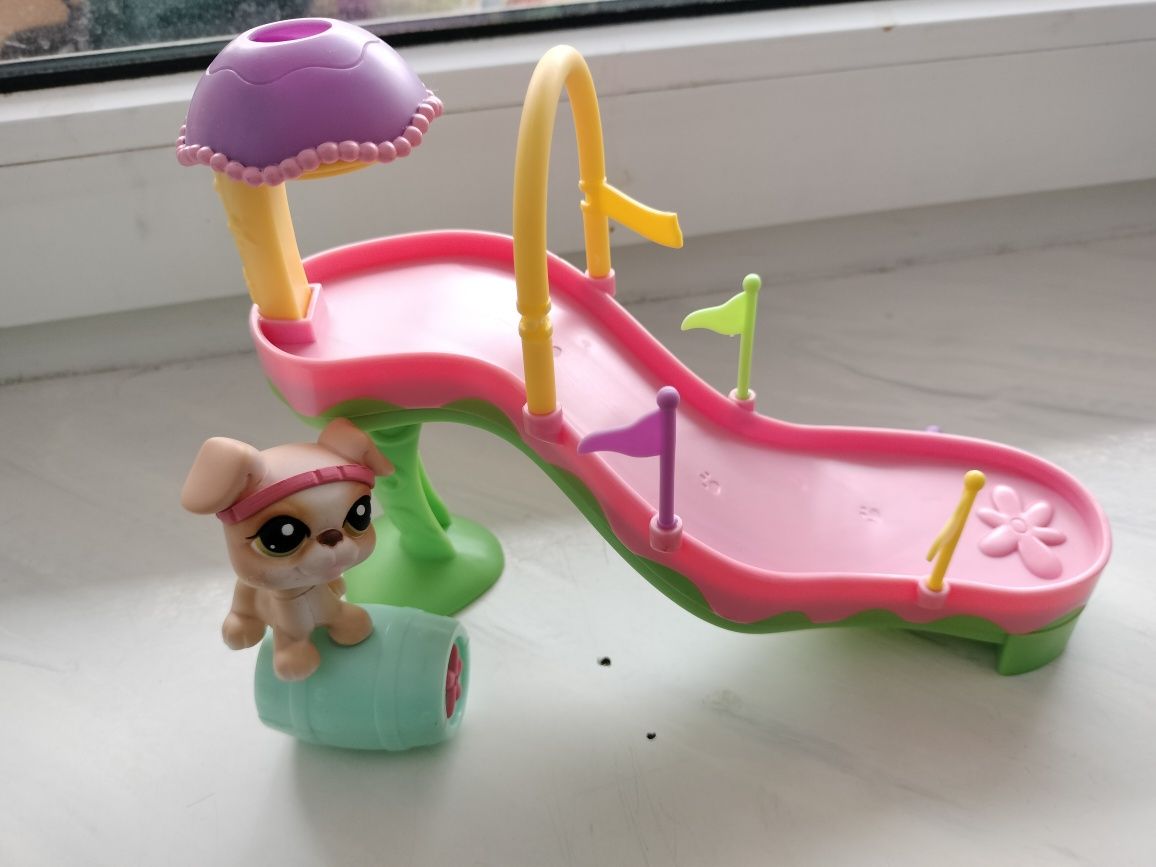 Zestaw Littlest Pet Shop zjeżdżalnia