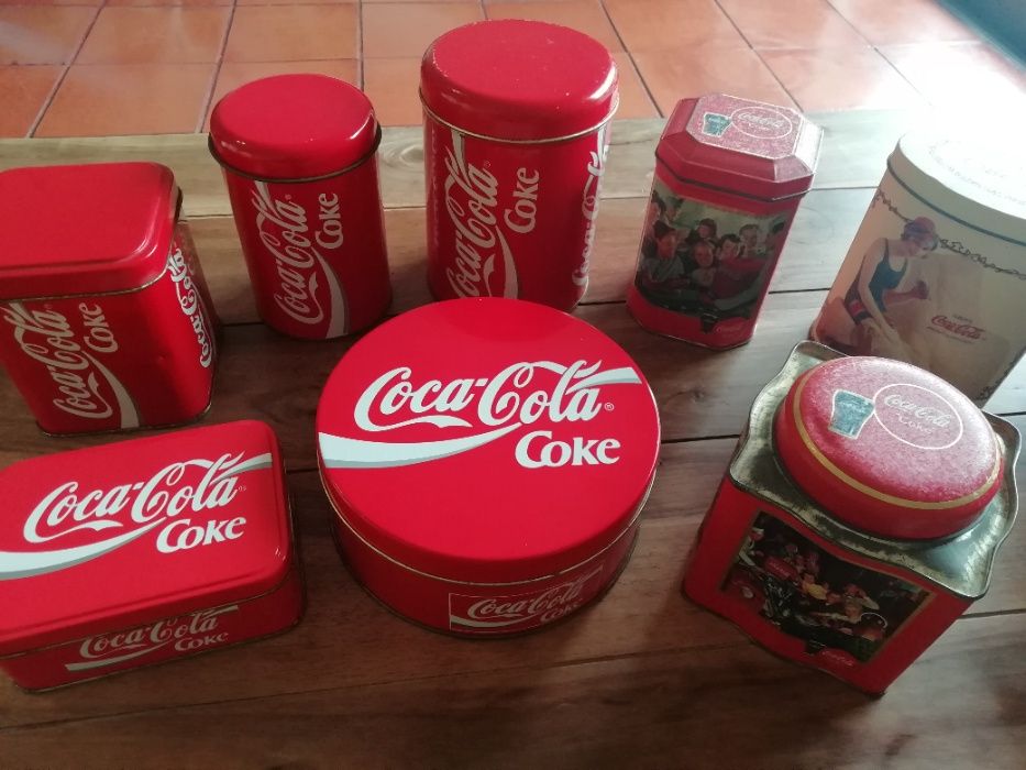 Coleção vintage de latas da Coca-Cola - Urgente