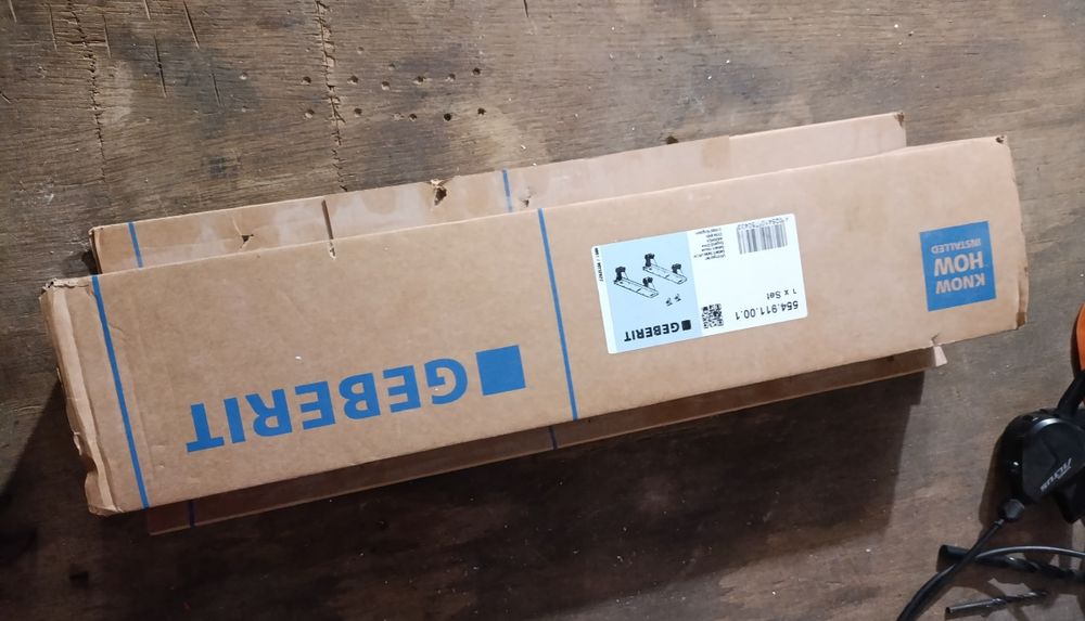 Ніжки для ванної Geberit