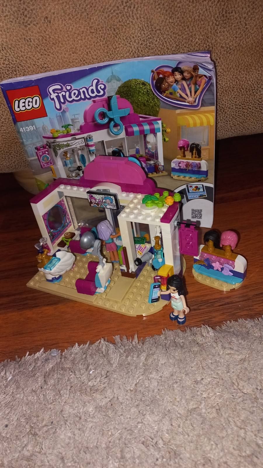 Lego friends  салон краси