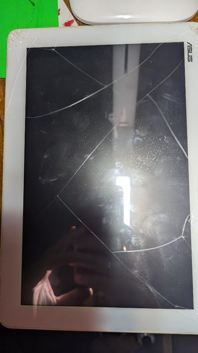 Продам планшет ASUS K00F
