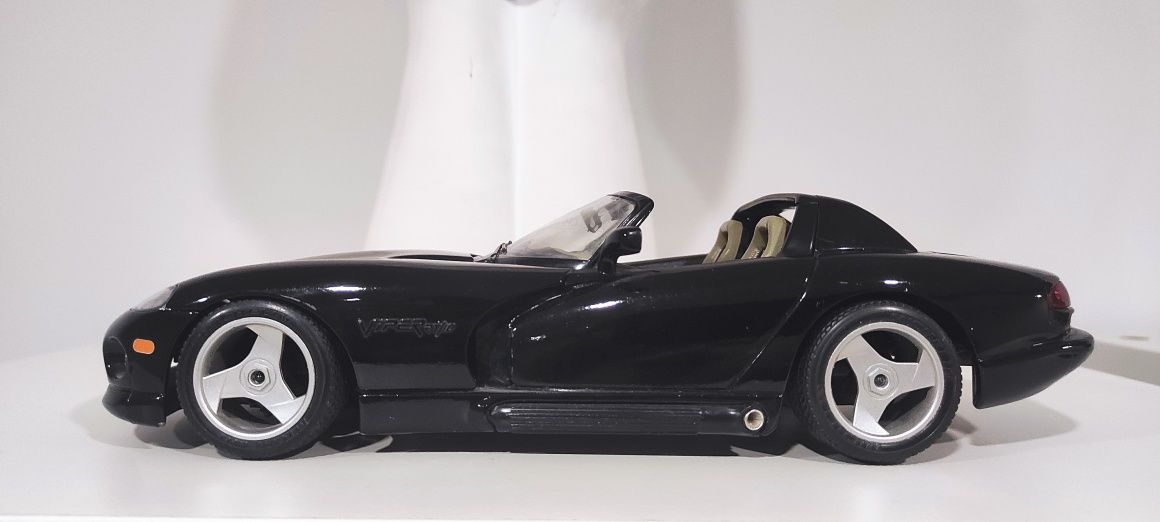 1/18 Dodge Viper RT 10 Burago carro coleção miniatura