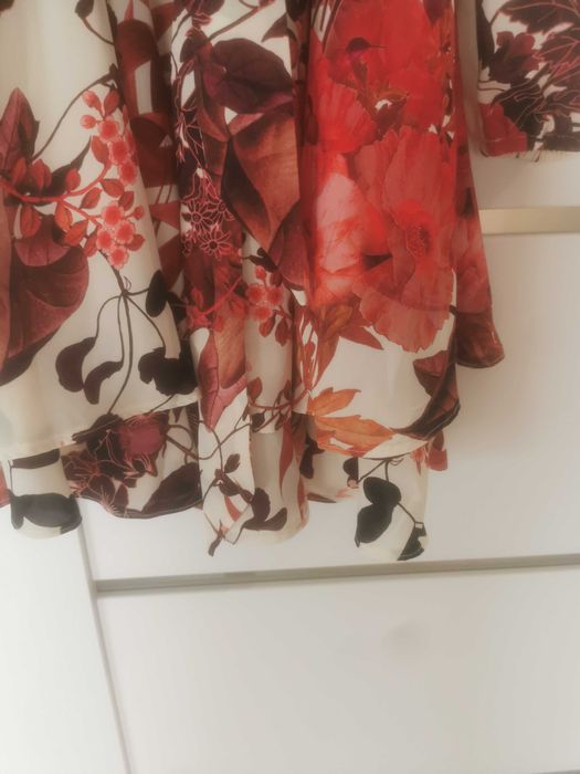 Elegancka sukienka rozmiar 38