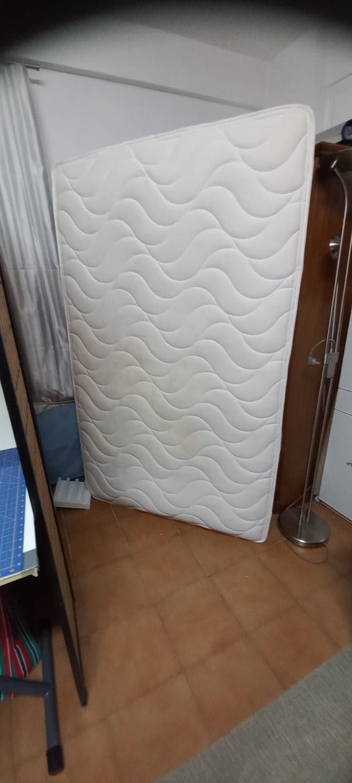 Vendo colchão cama de casal