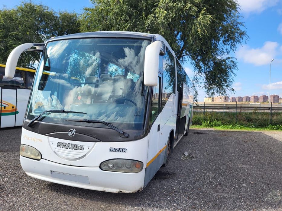 Оренда автобуса Scania Irizar 54 місць