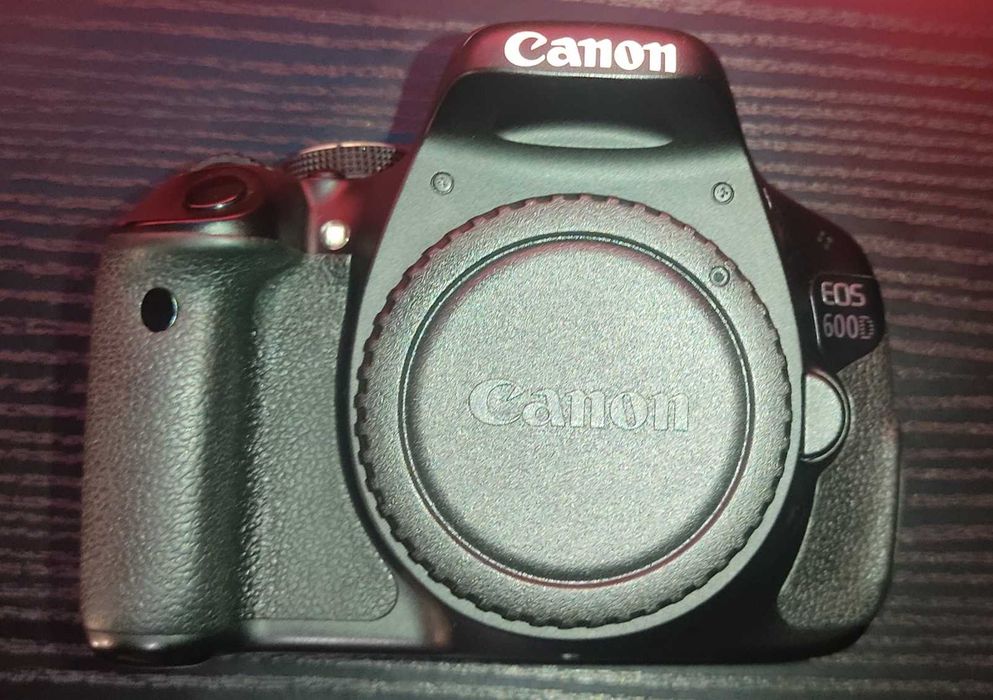 Maquina Fotográfica Canon EOS 600D