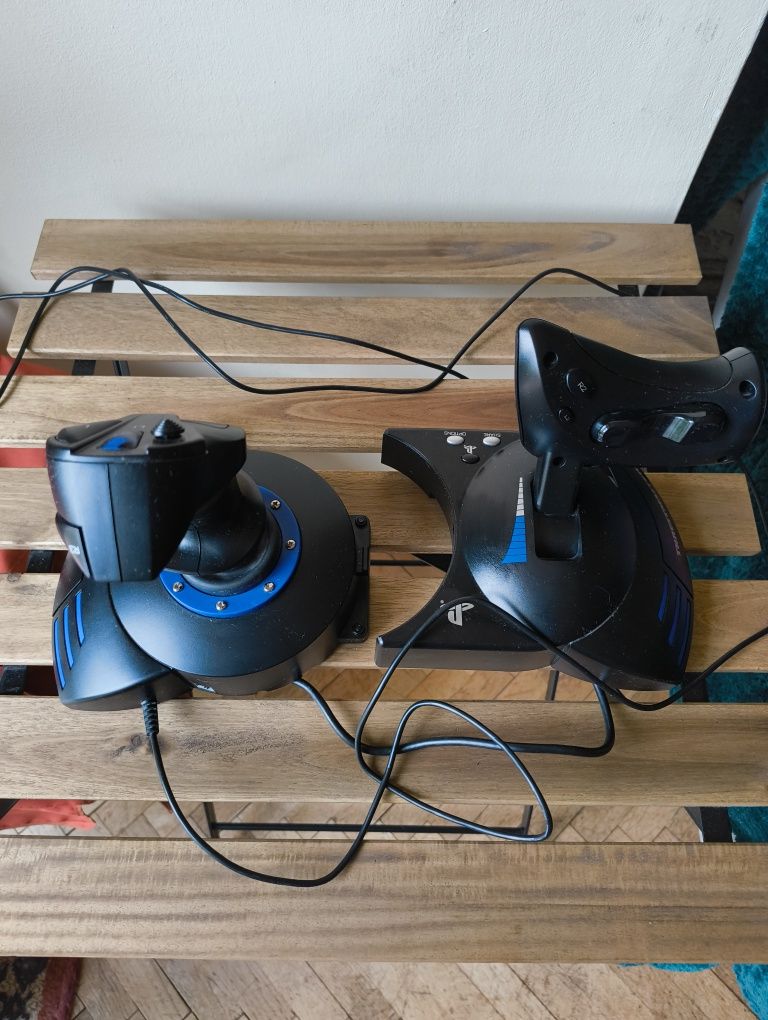 Thrustmaster T.Fliht Hotas 4 dla PS4 i pc