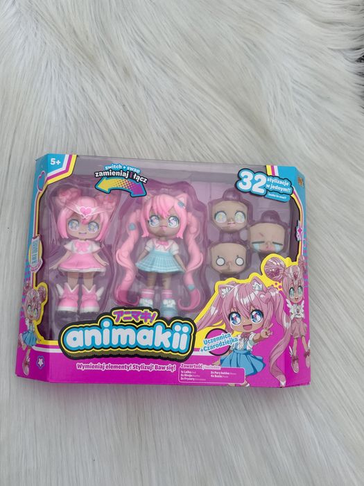 Epee Animakii Uczennica i Czarodziejka Lalka anime + 32 stylizacje