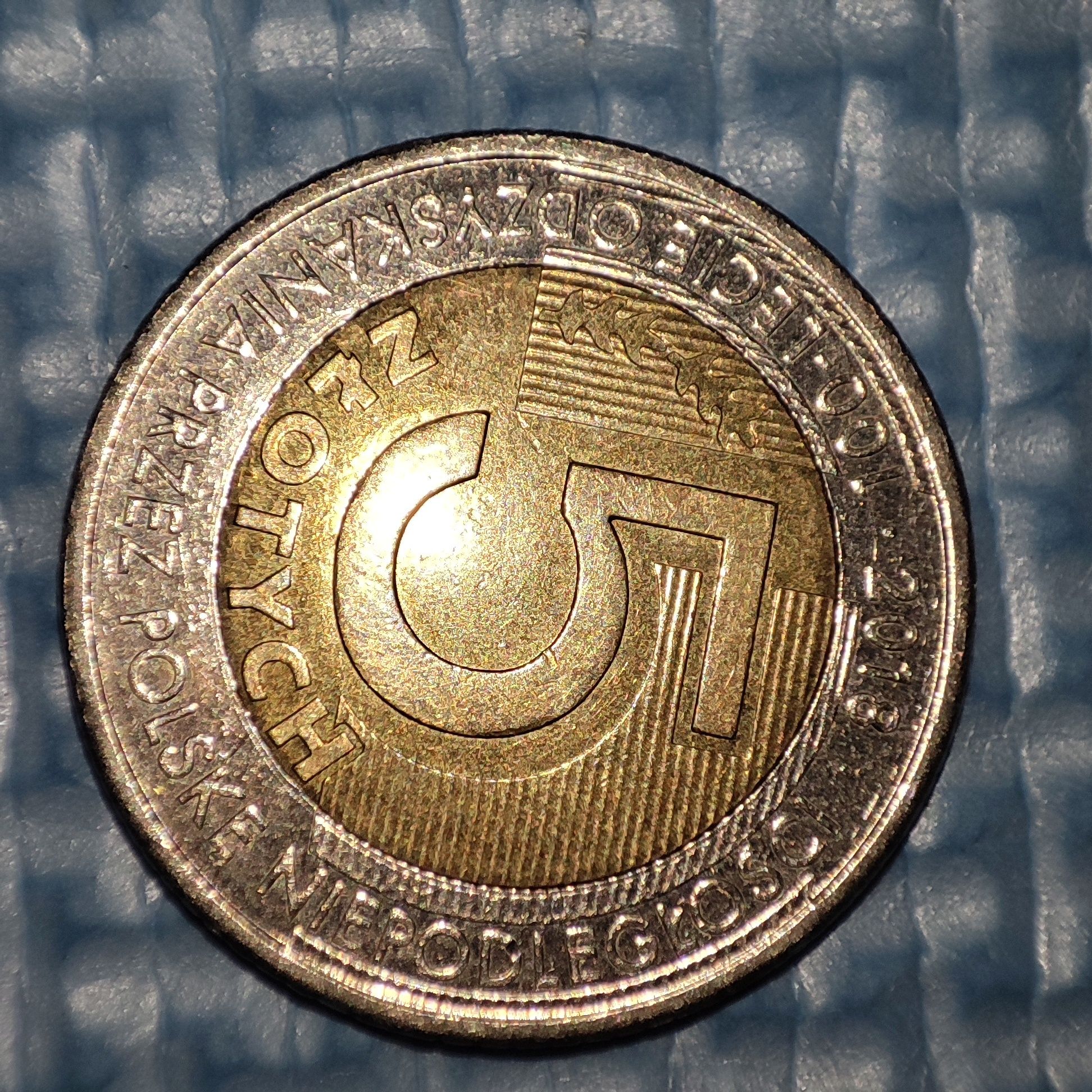 Moneta 5 złotych 2018 w bardzo dobrym stanie