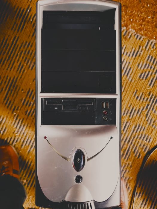 Корпус  midi tower