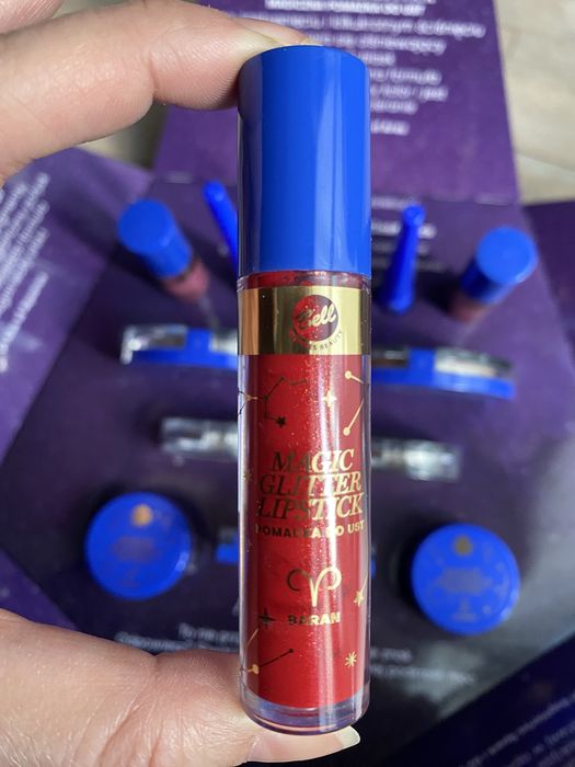 Zestaw BELL Astro Glow - limitowany zestaw 12 kosmetyków do makijażu