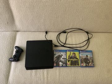 PlayStation 4 slim 1tb + pad i 3 gry ze zdjęcia (kable w zestawie)