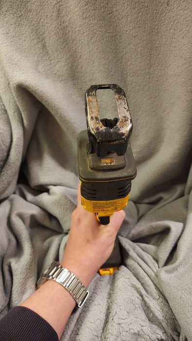 Dewalt dcs369 сабельна пила