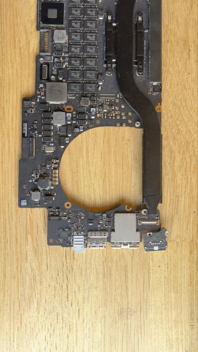 Материнська плата MacBook Pro 15 2015 (820-00138-A)