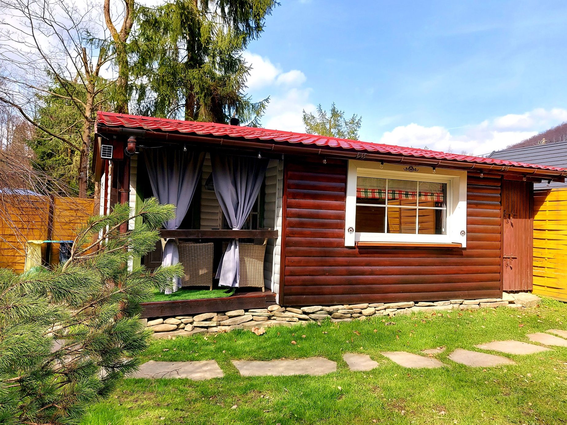Domek ogrodzony nad rzeką wakacje kominek jacuzzi Beskidy Brenna,Wisła