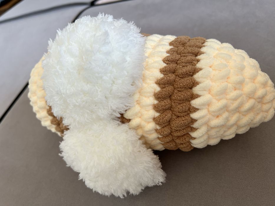 Boneca em corchê da Pelúcia de Abelha Fofa – Macia e Encantadora!