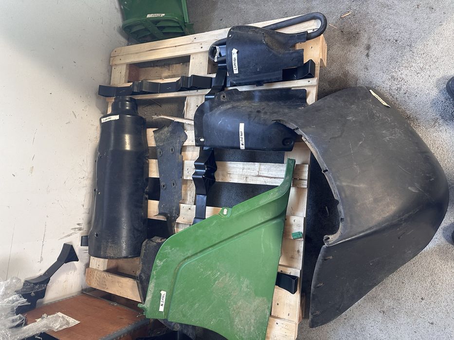 Osłona John Deere L225280 L220872 L218782 L212960 AL219690
