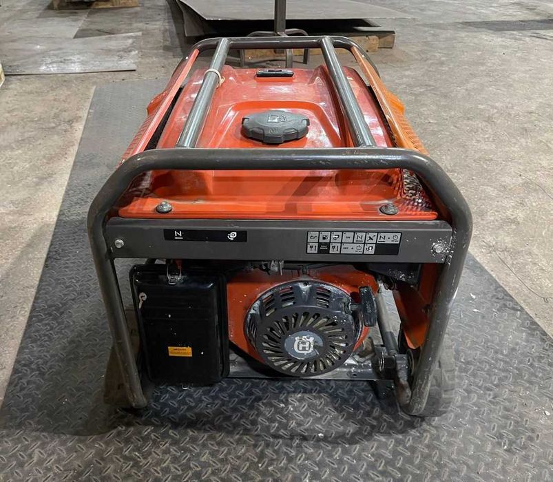 Генератор Husqvarna 5500p 5,5 кВт эл запуск на колесах, з акумулятором