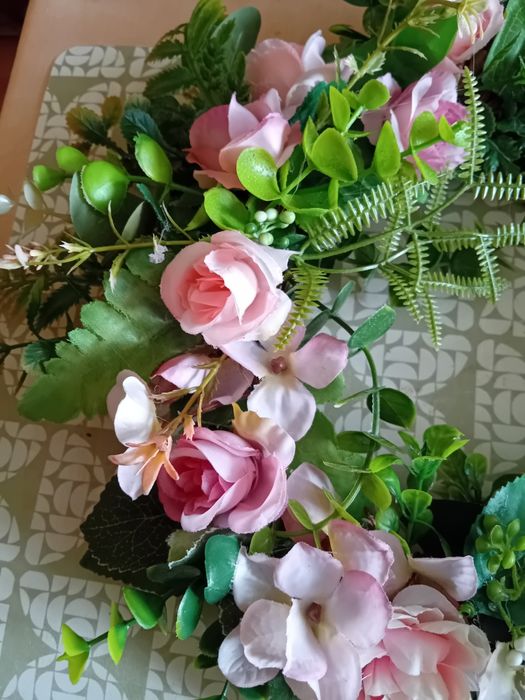 Wianek dekoracyjny na drzwi, rękodzieło